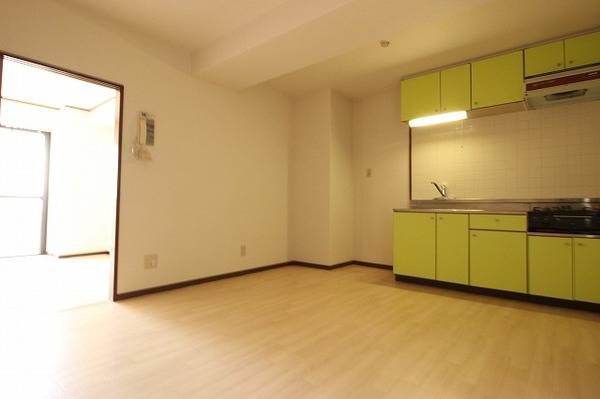 その他部屋・スペース　※別室同じ間取りの写真。現況を優先します。