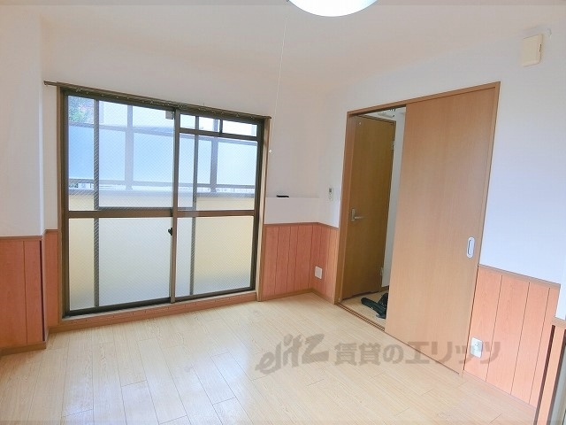 居室・リビング　洋室