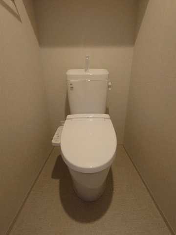 トイレ　別部屋の参考写真です。