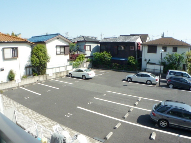 駐車場　★駐車場★（空き状況・使用料等詳細はご確認下さい）