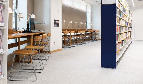 図書館　麻布図書館（図書館）まで203m