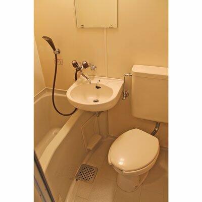 バス・シャワールーム　?