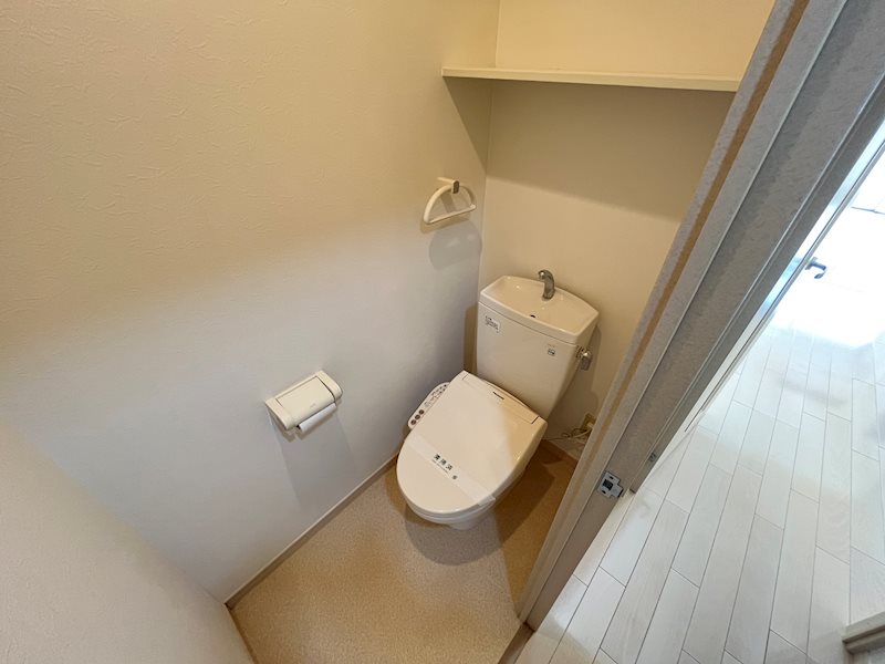 トイレ　別号室イメージ