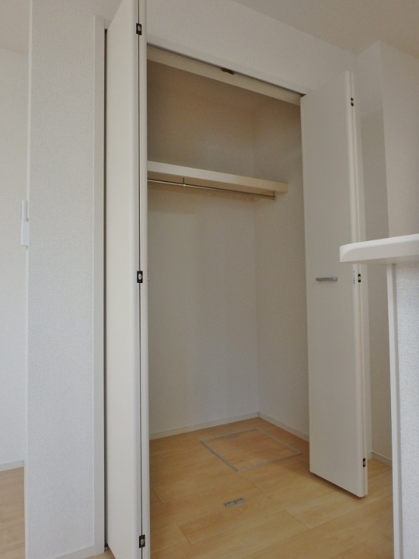 収納　図面と現状に相違がある場合には現状を優先