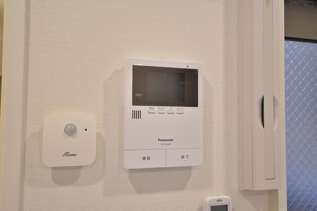 セキュリティ　カメラ付インターホン