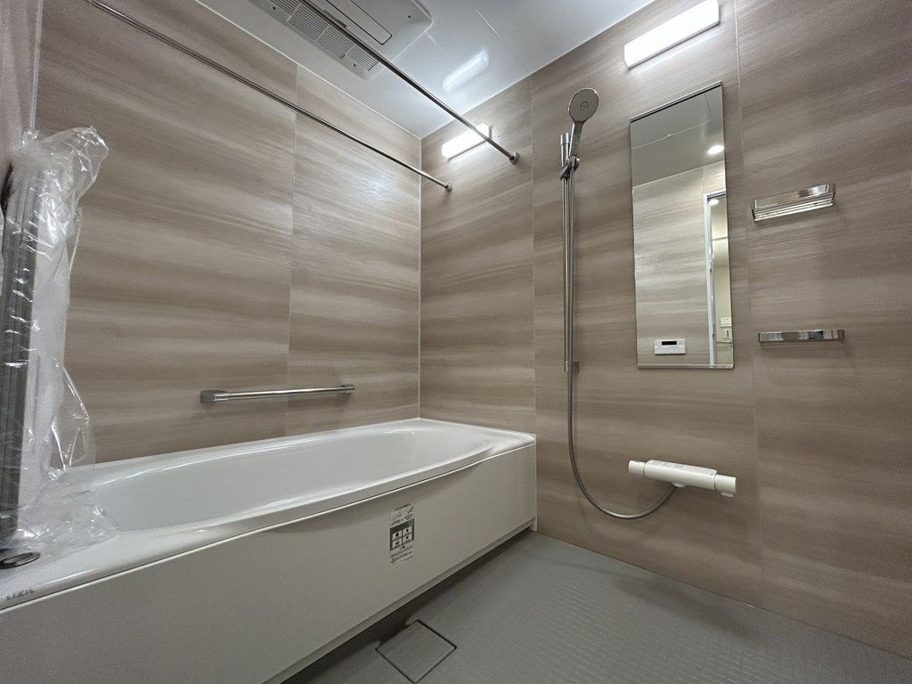 バス・シャワールーム　浴室