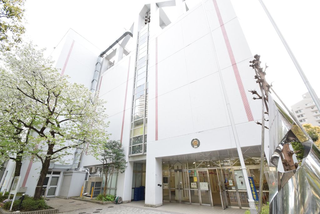 小学校　中央区立佃島小学校（小学校）まで270m