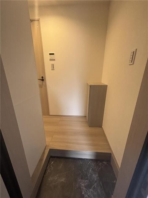 玄関　同施工会社参考画像