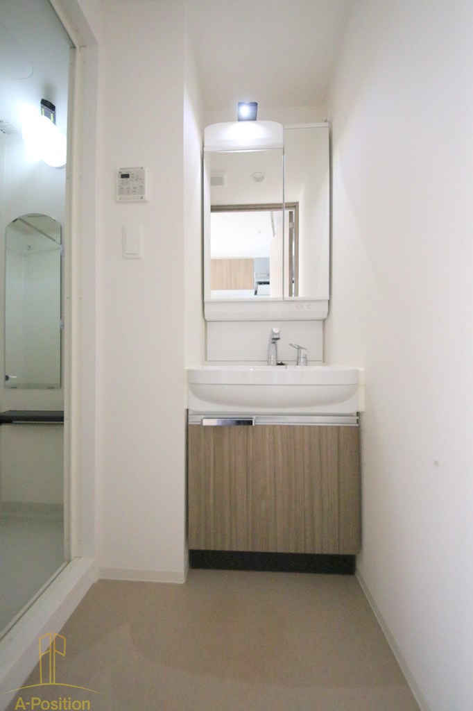 洗面設備　プレサンス長堀通グレイタス