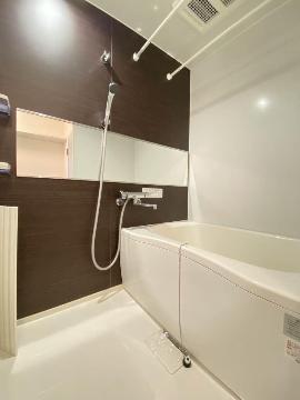 バス・シャワールーム　乾燥機能付きバス