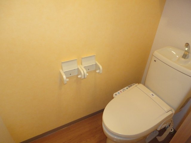 トイレ　シャワー付トイレ