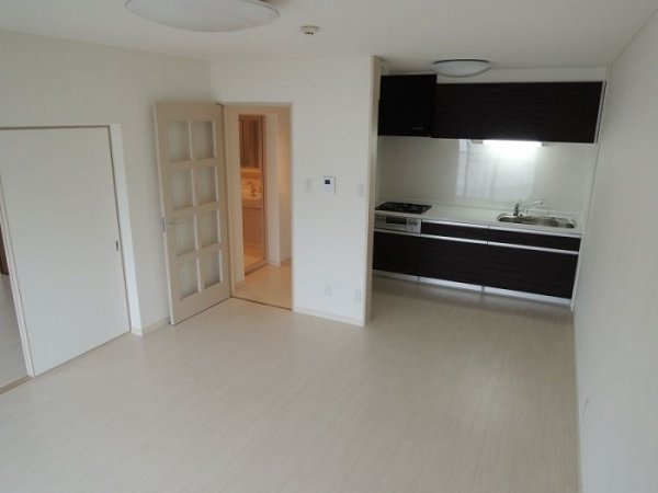 居室・リビング　同建物イメージ写真です。