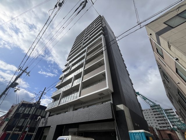 建物外観　建築中