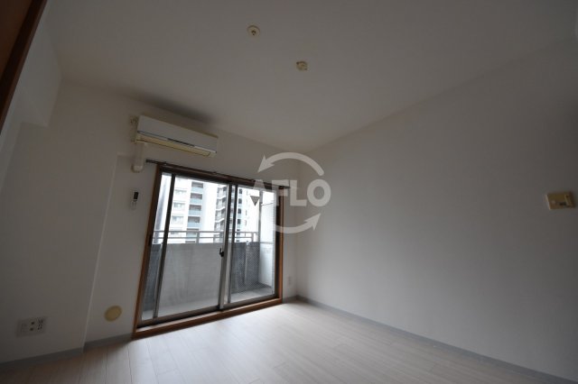 居室・リビング　南森町プライマリーワン　洋室