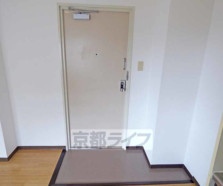 玄関　玄関です。