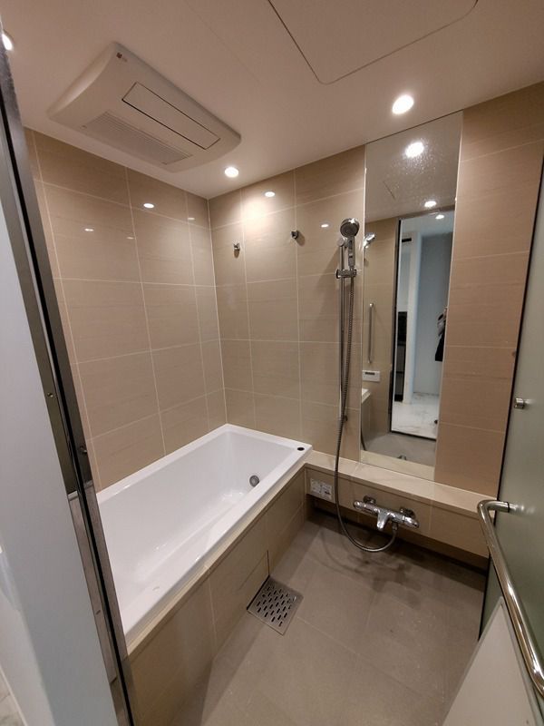 バス・シャワールーム