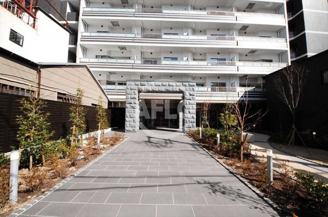 エントランス　プレサンスロジェ難波GRANDWEST　エントランス