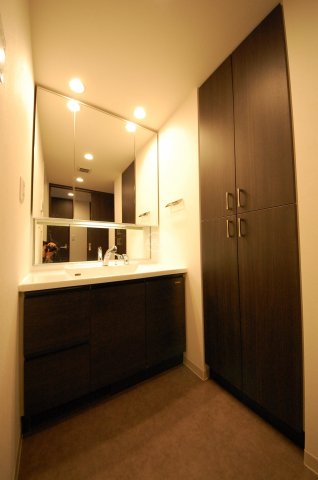 洗面設備　プレサンスロジェ難波GRANDWEST　洗面脱衣所