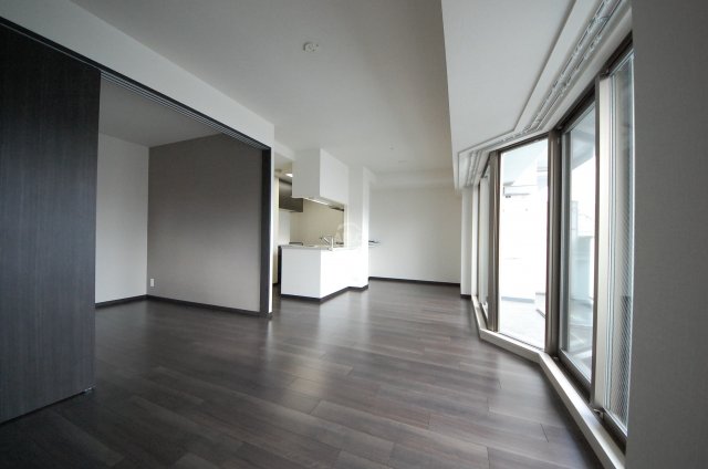 居室・リビング　プレサンスロジェ難波GRANDWEST　リビング