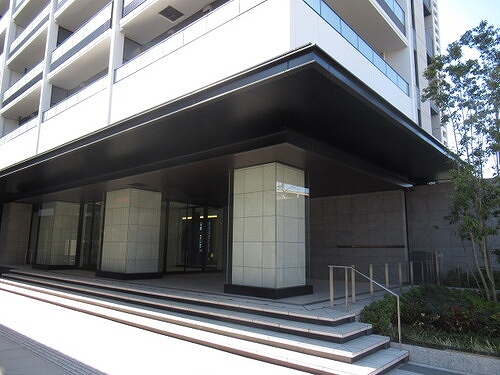 エントランス　マンションエントランス