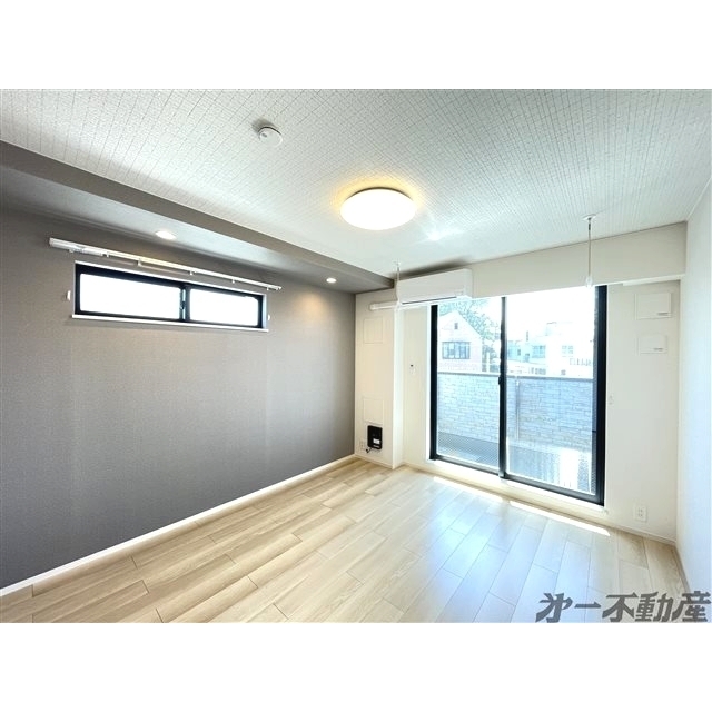 建物外観　洋室