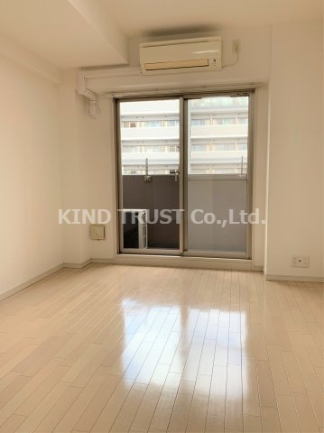 居室・リビング　ゆったり過ごせる居間です