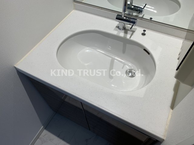 洗面設備　広い洗面スペース