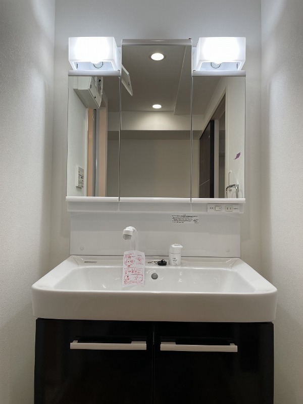 洗面設備　同型タイプ