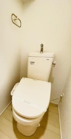 トイレ　清潔感のあるトイレです