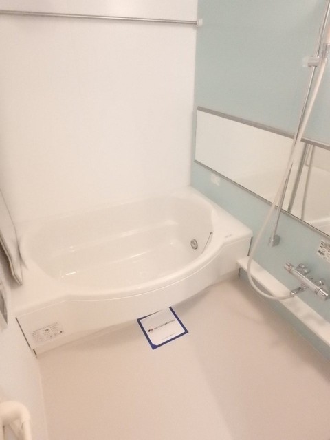 バス・シャワールーム　広々としたゆったり浴室♪