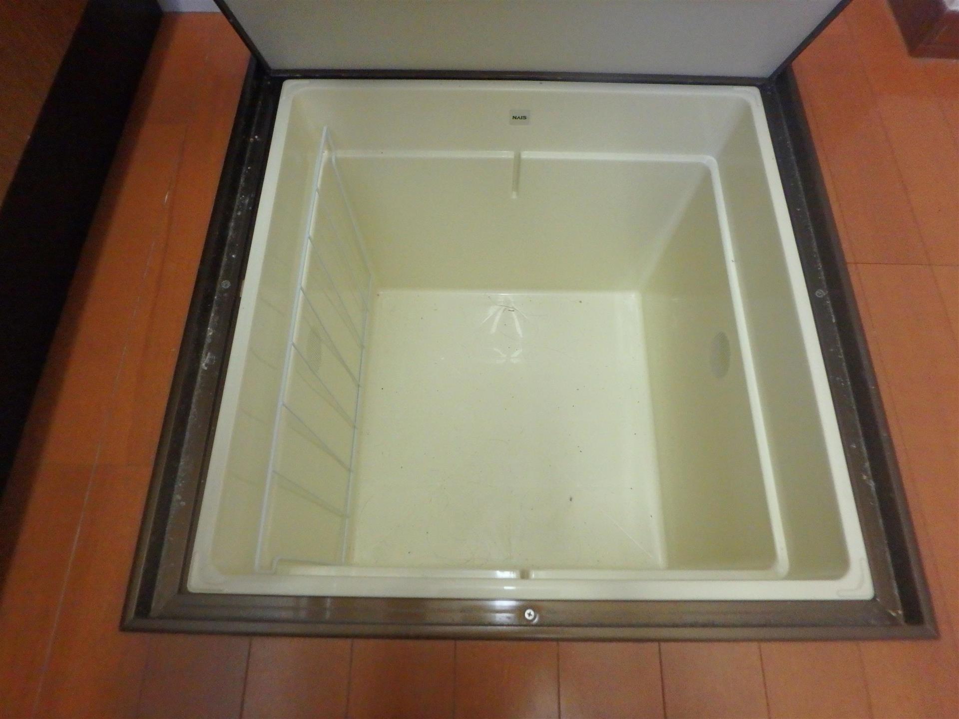 その他設備　備蓄品を収納できる床下収納です