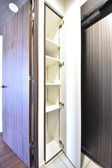 玄関　シューズボックスも備わった玄関です