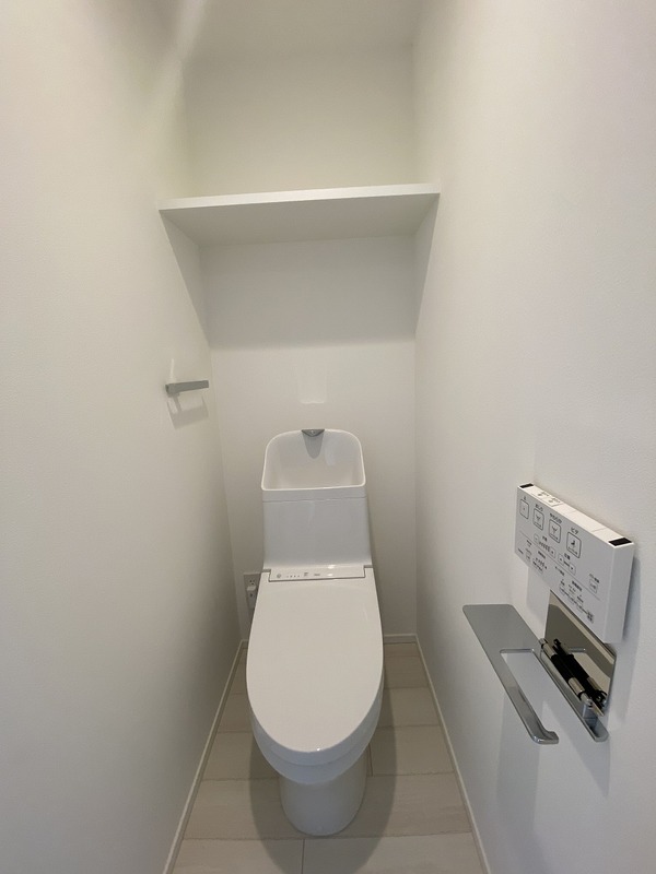 トイレ　★温水洗浄便座★