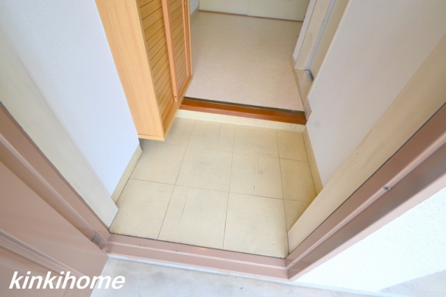 エントランス　写真は別のお部屋のものでございます。