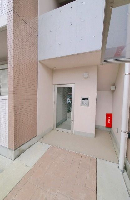 エントランス　エントランス