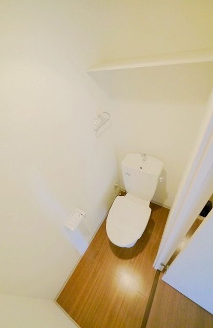 トイレ　清潔感あるトイレ