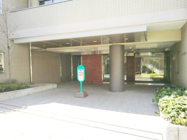 エントランス　部屋探しは株式会社　タウンハウジング　までお気軽にお問合せ…