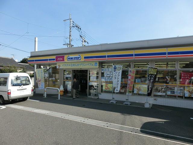 コンビニ　ミニストップ八幡竹下町店（コンビニ）まで720m