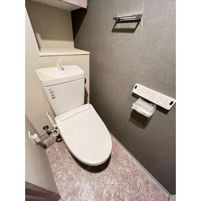 トイレ　※参考写真(同タイプ・別部屋)