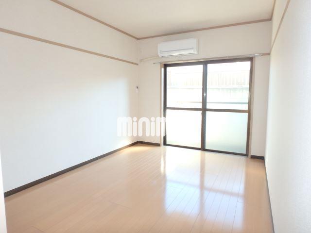 その他　他号室写真併用。