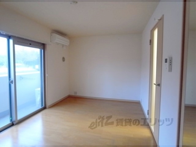 居室・リビング　南向きです