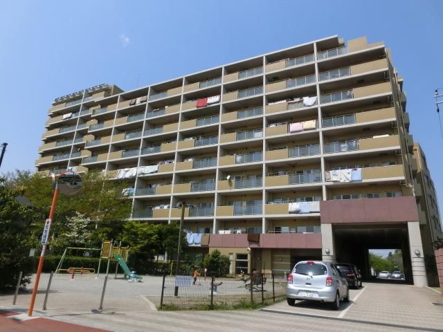 建物外観　分譲タイプのマンションです