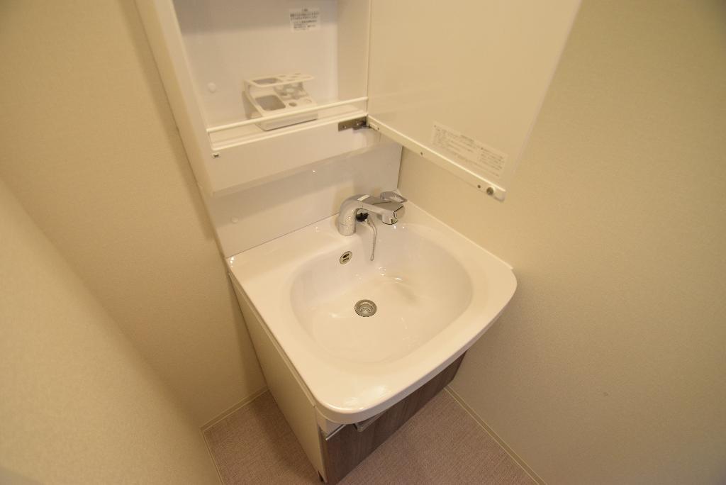 洗面設備　洗髪洗面化粧台