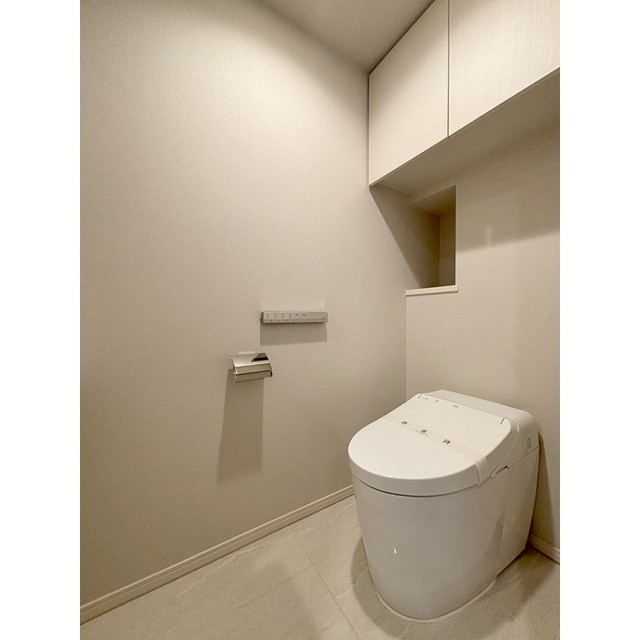 トイレ　※写真は同タイプ住戸です。