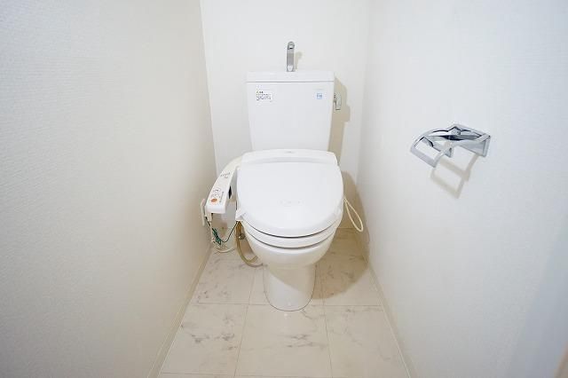 トイレ　※別部屋写真参照