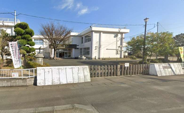 小学校　浅羽南小学校（小学校）まで3113m