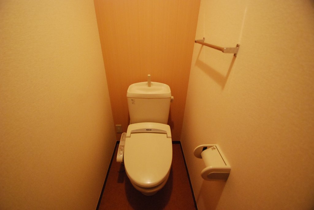 トイレ　シャワー付トイレ