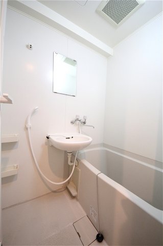 バス・シャワールーム　ラナップスクエア新福島