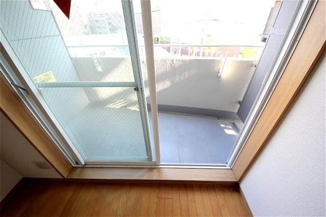 バルコニー　ラナップスクエア新福島