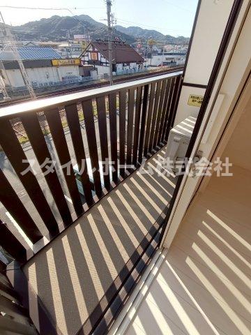 バルコニー　同建物内別部屋の写真です。